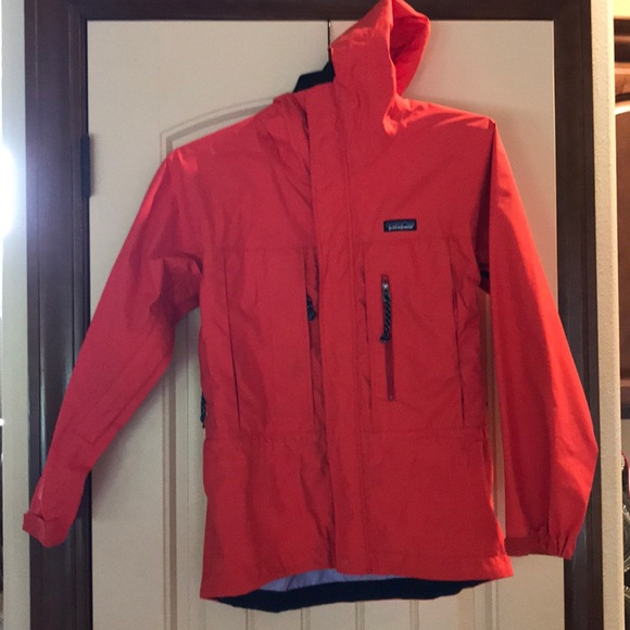 Patagonia jacket. - Picture 4 of 5